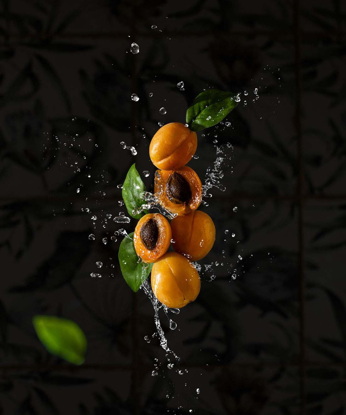 20250524123949-6831be158ac37.jpg 摄影师Daria Kalugina 12种悬浮美食摄影布光造型教程-21节课-中文字幕