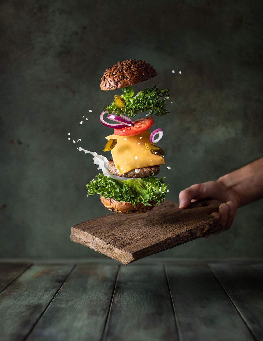 20250605022445-6840ffed59a8d.jpg 摄影师Daria Kalugina 12种悬浮美食摄影布光造型教程-21节课-中文字幕