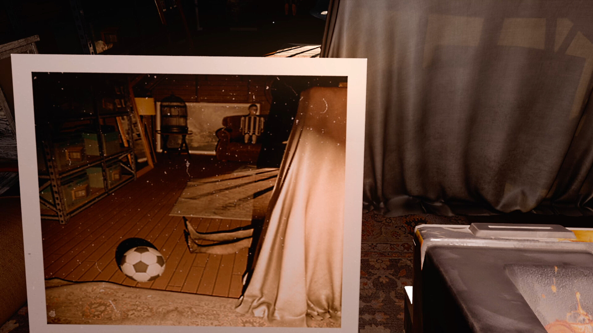 20260301143028-69a44d849c056.jpg 《十八层阁楼》中文版